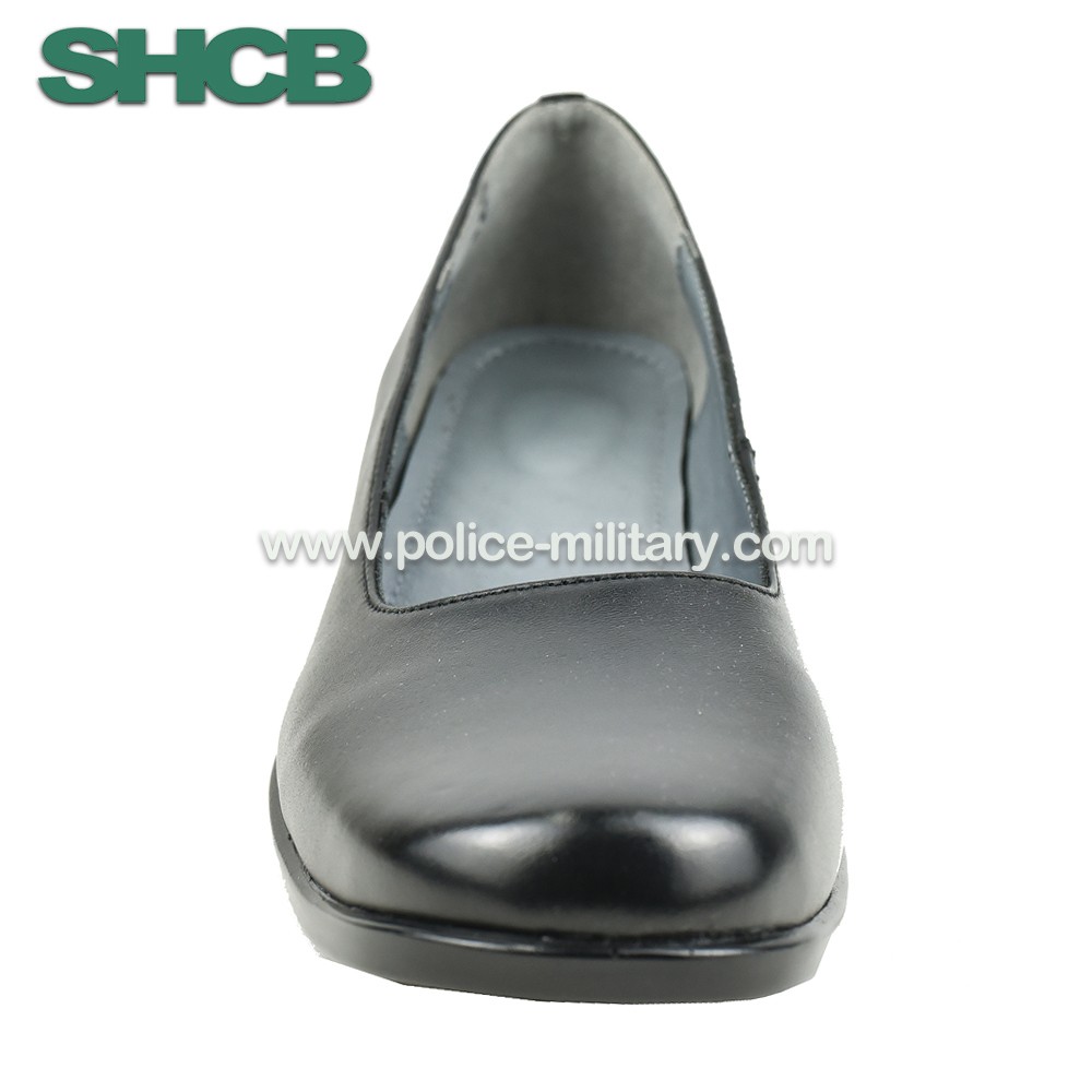 CB30340 Officer Pumps