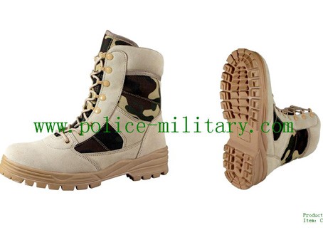 CB30344 Camouflage Boots