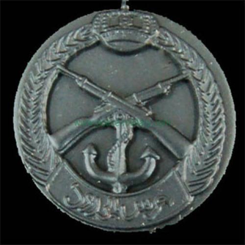 CB40404 Collar badge