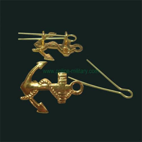 CB40416 Collar badge