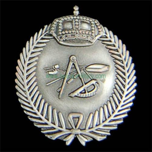 CB40418 Collar badge